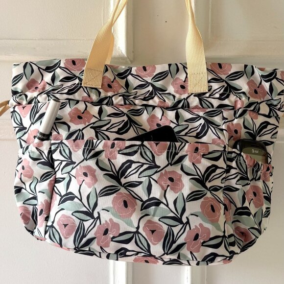 Floral Insulated Lunch Tote Bag Pockets Inside and Out Snap Drawstring New - Picture 3 of 11